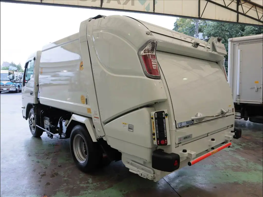 三菱 キャンター 小型 パッカー車 プレス式 2RG-FEAV0の中古トラック画像5