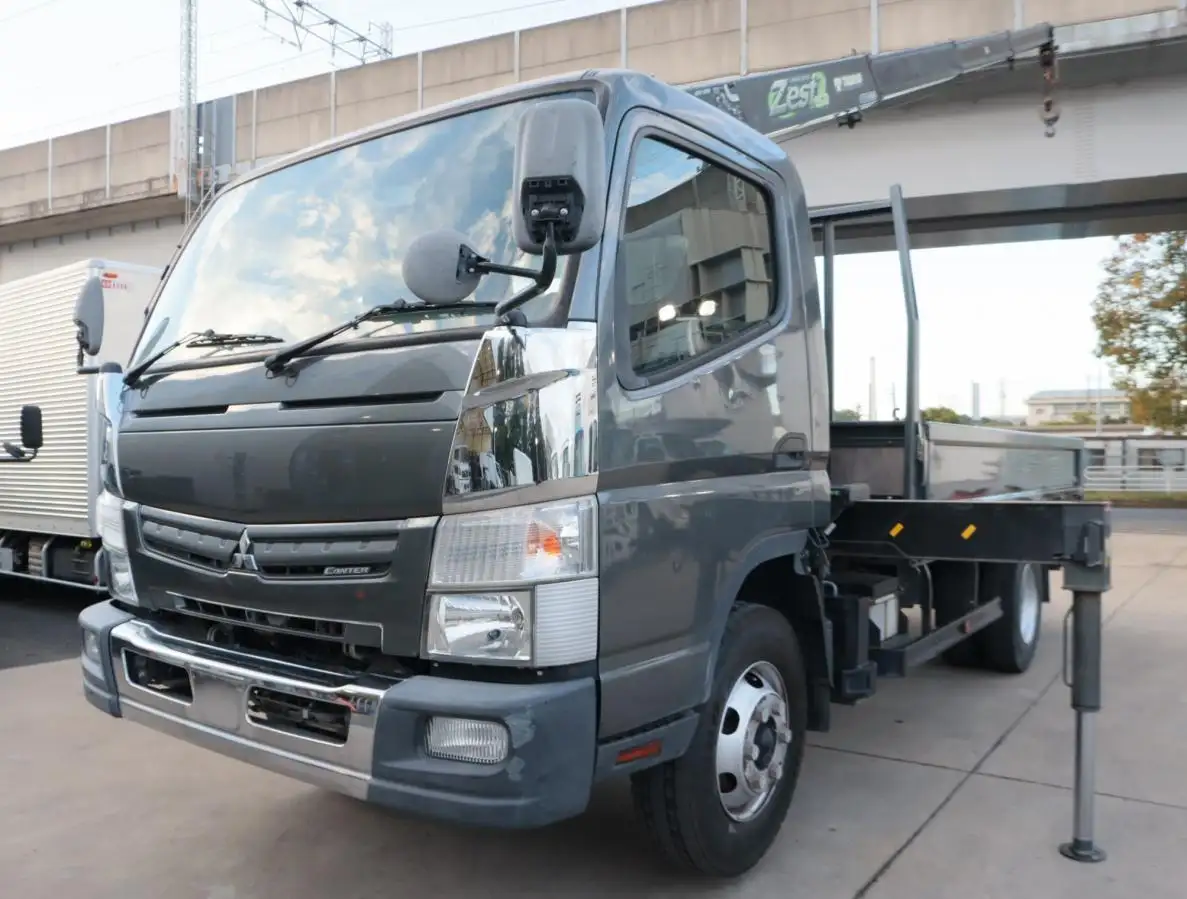 三菱 キャンター 小型 クレーン付 4段 ラジコンの中古トラック画像1