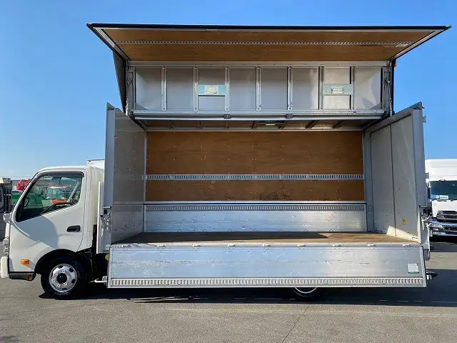 トヨタ ダイナ 小型 ウイング TPG-XZU722 H30の中古トラック画像6