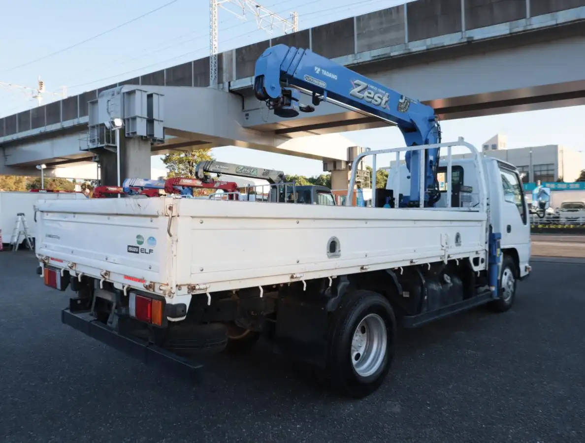 いすゞ エルフ 小型 クレーン付 4段 ラジコンの中古トラック画像3