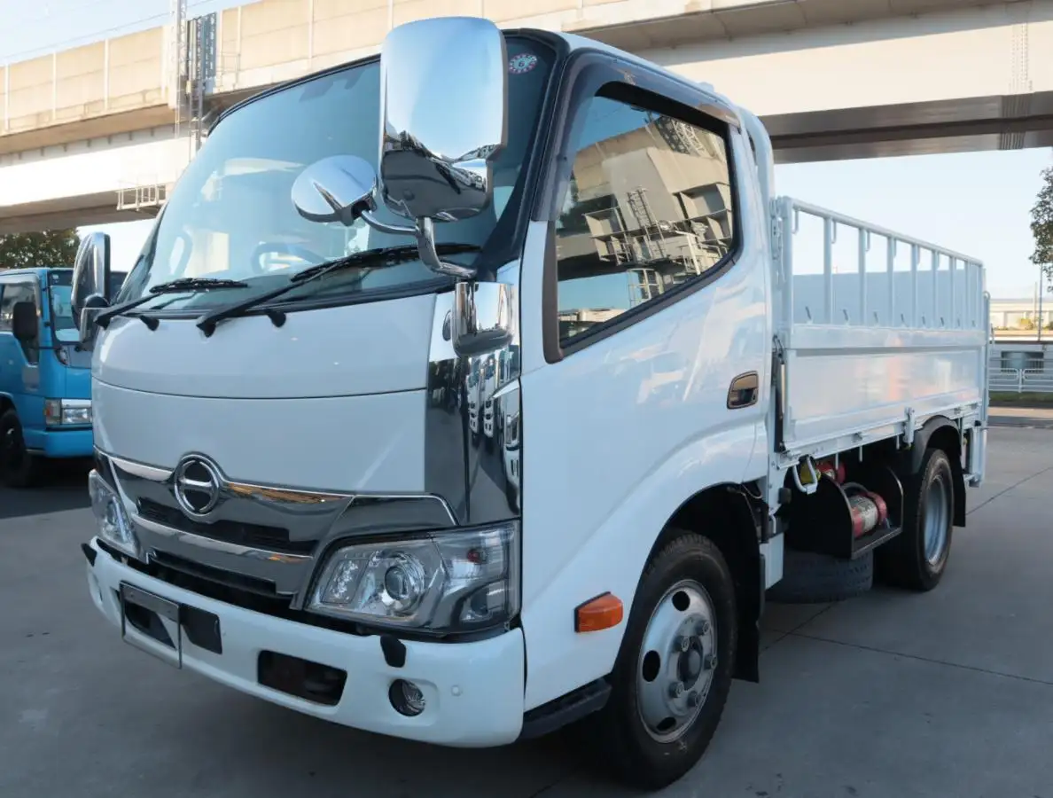 日野 デュトロ 小型 平ボディ パワーゲート 床鉄板の中古トラック画像1