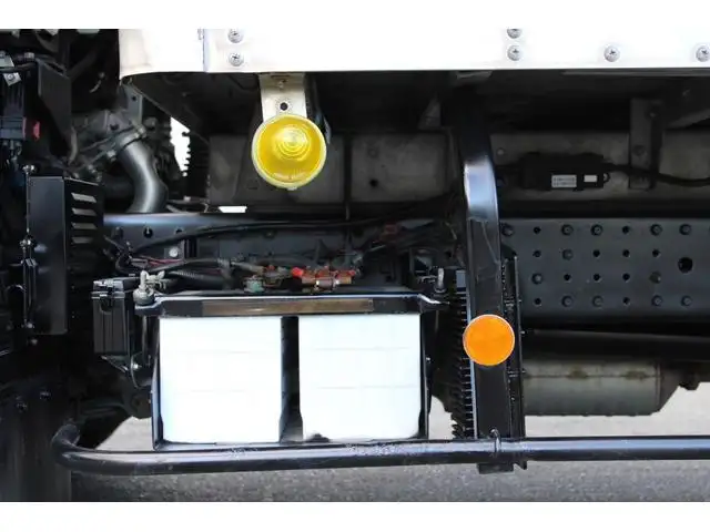 三菱 キャンター 小型 アルミバン パワーゲート サイドドアの中古トラック画像14