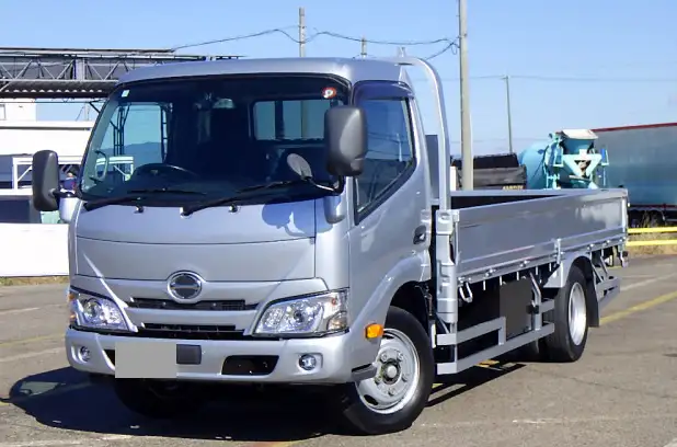 日野 デュトロ 小型 平ボディ 2RG-XZU655M R2の中古トラック画像1