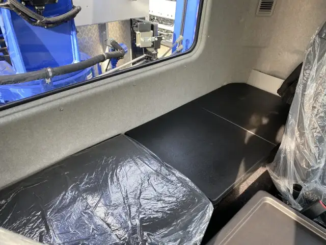 三菱 ファイター 中型/増トン 車両重機運搬 4段クレーン ラジコンの中古トラック画像13