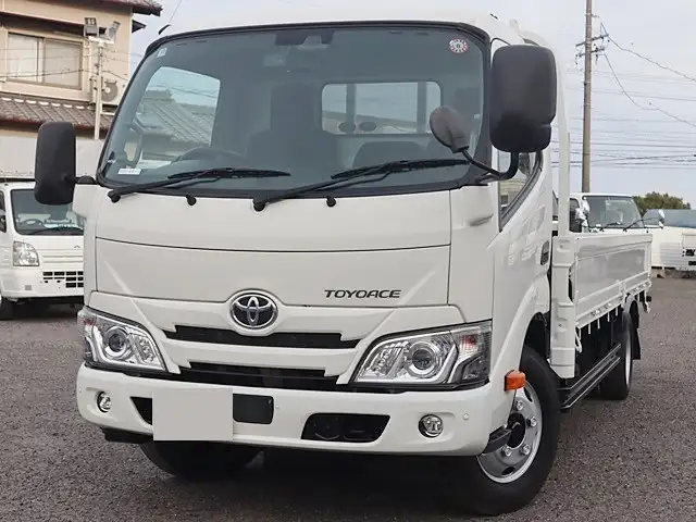 トヨタ トヨエース 小型 平ボディ 2RG-XZU655 H31/R1の中古トラック画像1