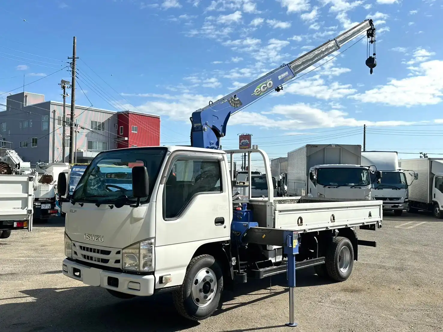 いすゞ エルフ 小型 クレーン付 3段 ラジコンの中古トラック画像1