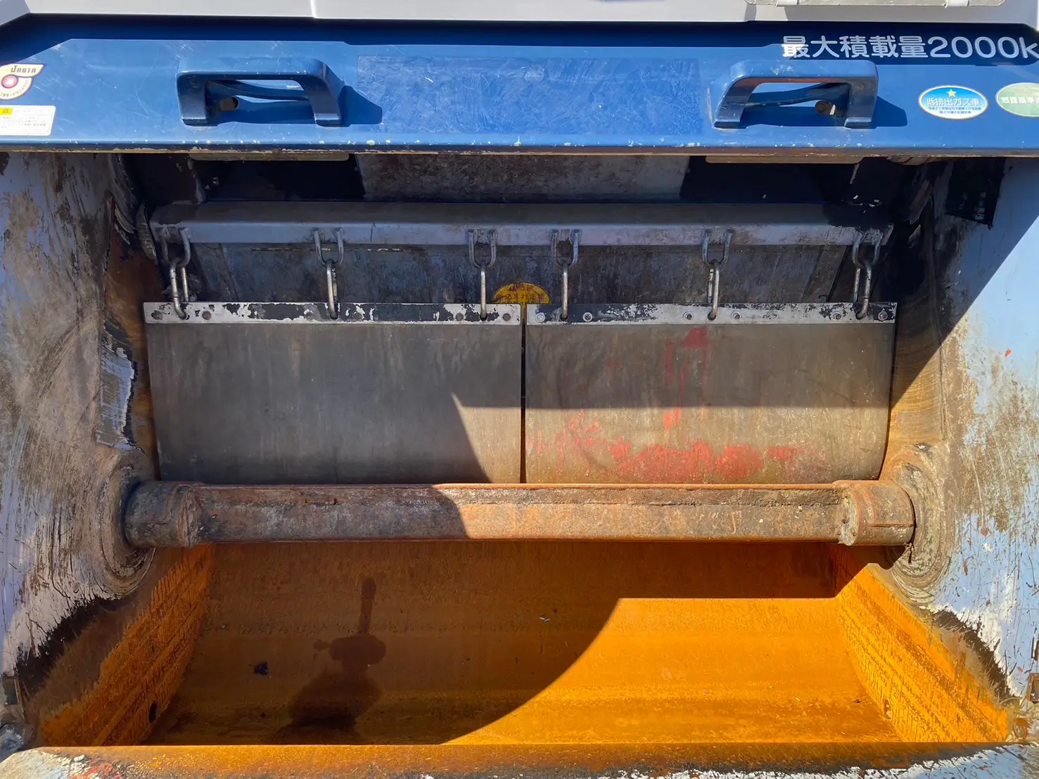 日野 デュトロ 小型 パッカー車 巻き込み式 回転ダンプ式の中古トラック画像9