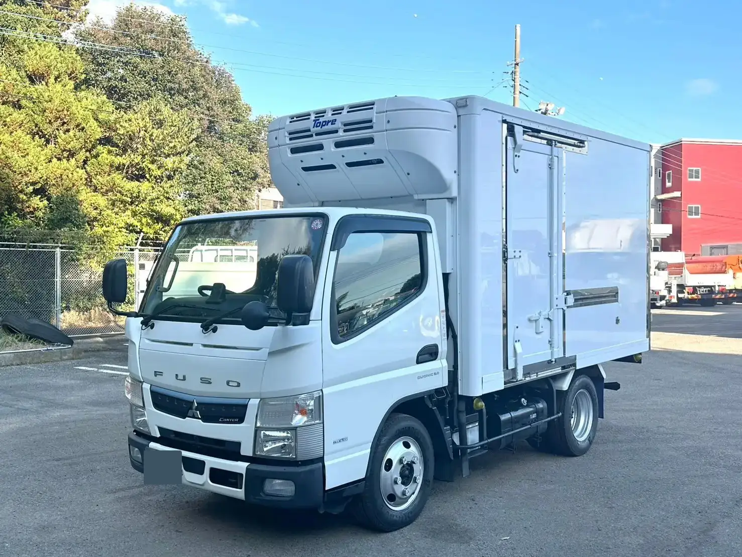 三菱 キャンター 小型 冷凍冷蔵 低温 床アルミ の中古トラック【車両No.177945】