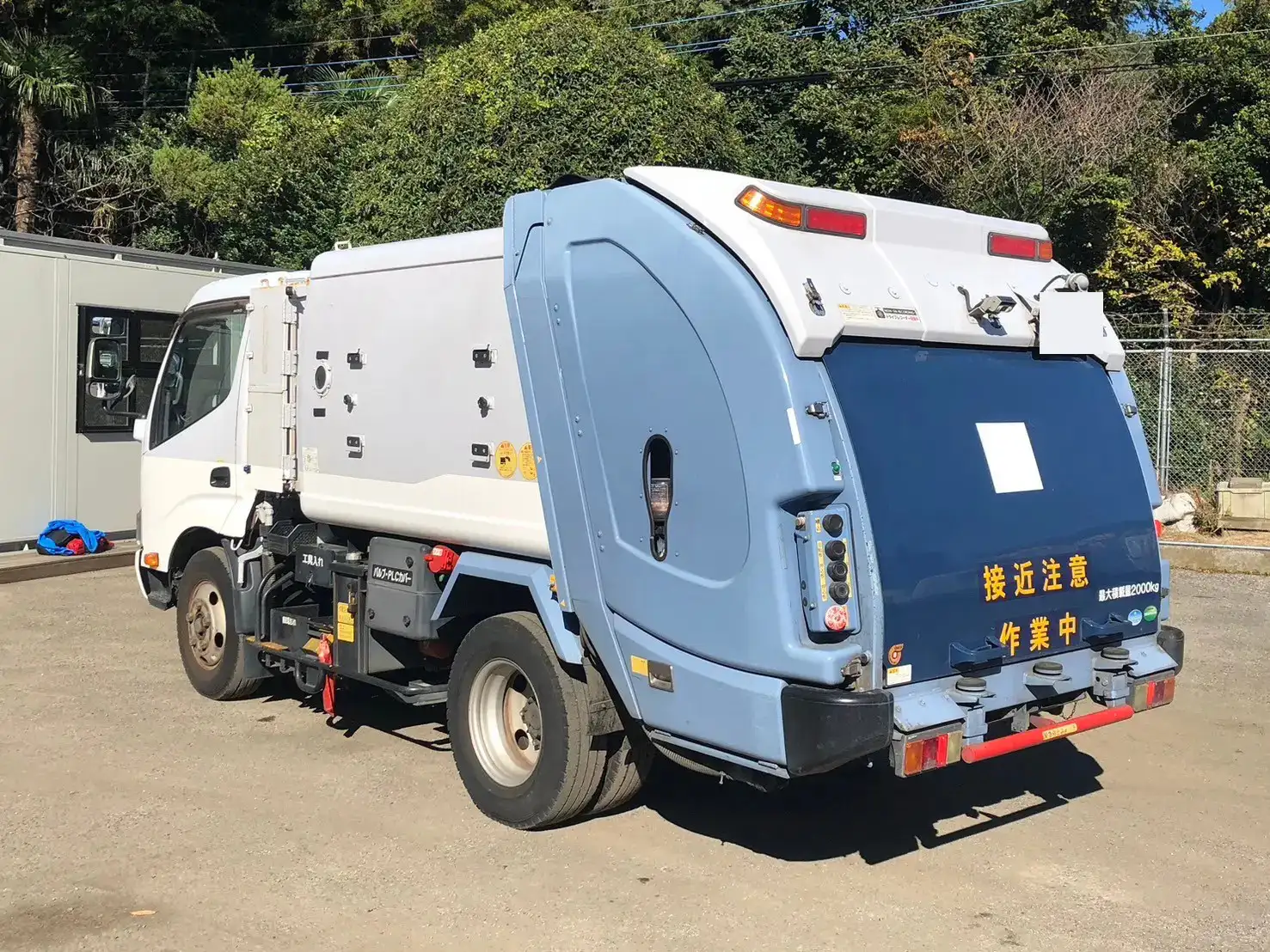 日野 デュトロ 小型 パッカー車 巻き込み式 回転ダンプ式の中古トラック画像5