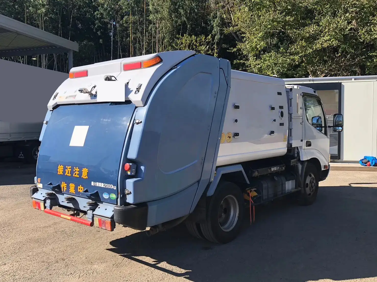 日野 デュトロ 小型 パッカー車 巻き込み式 回転ダンプ式の中古トラック画像3