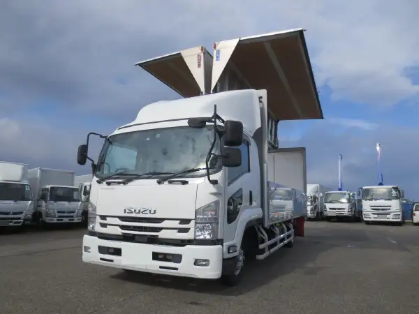 いすゞ フォワード 中型/増トン ウイング ベッド 2RG-FRR90S2の中古トラック画像1