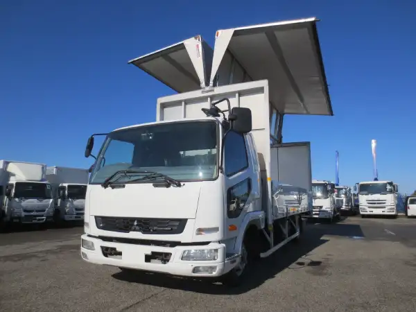 三菱 ファイター 中型/増トン ウイング ベッド TKG-FK61Fの中古トラック画像1