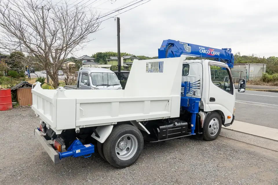 日野 デュトロ 小型 ダンプ 強化 クレーン付きの中古トラック画像2