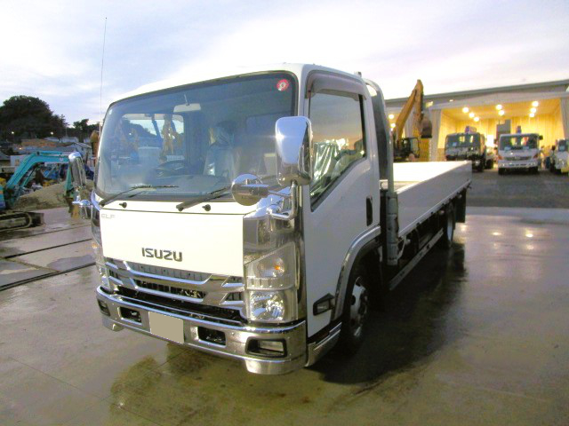 いすゞ フォワード 中型/増トン 冷凍冷蔵 冷凍ウイング 低温 の中古トラック【車両No.136666】