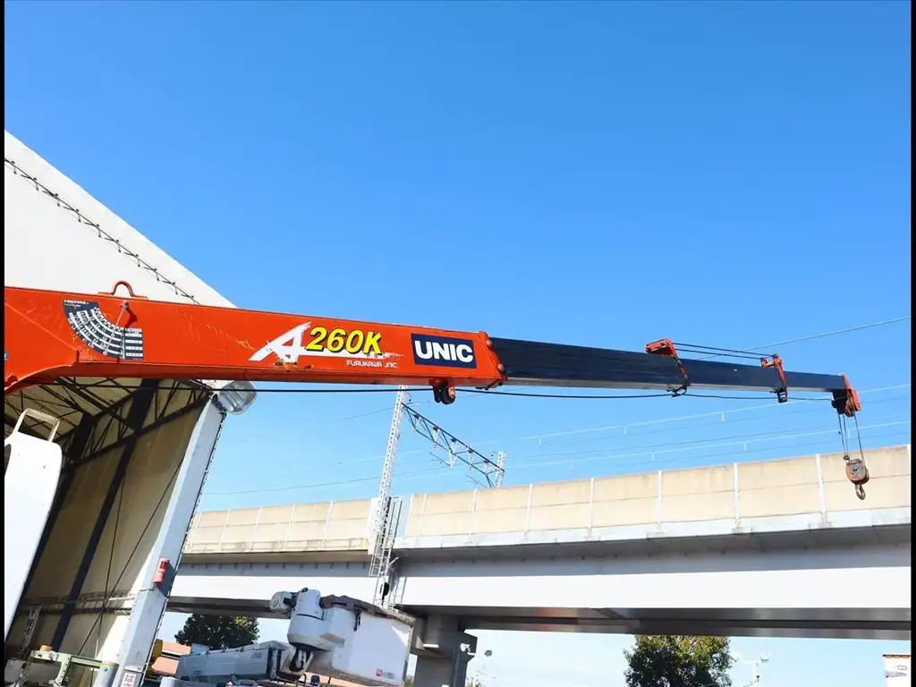 いすゞ エルフ 小型 クレーン付 4段 ラジコンの中古トラック画像9