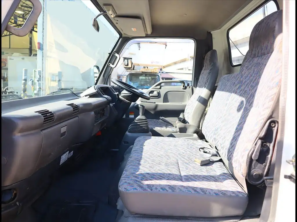 いすゞ エルフ 小型 クレーン付 床鉄板 4段の中古トラック画像16