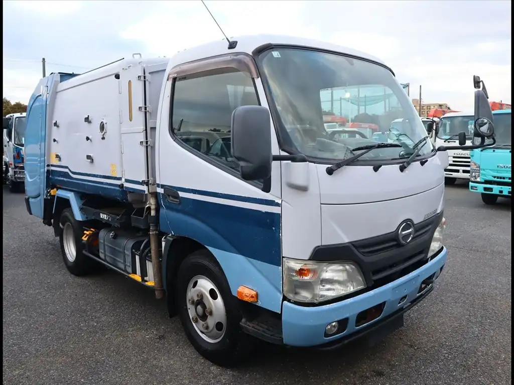 日野 デュトロ 小型 パッカー車 巻き込み式 TKG-XZU600Xの中古トラック画像2