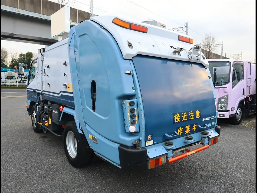 日野 デュトロ 小型 パッカー車 巻き込み式 TKG-XZU600Xの中古トラック画像4