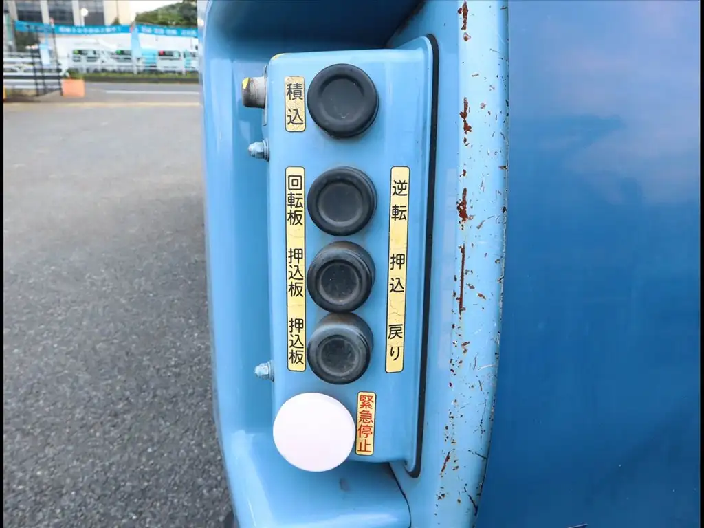 日野 デュトロ 小型 パッカー車 巻き込み式 TKG-XZU600Xの中古トラック画像5