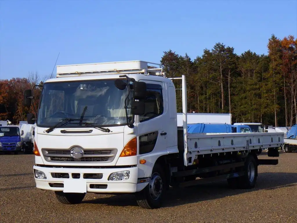 日野 レンジャー 中型/増トン 平ボディ 床鉄板 ベッドの中古トラック画像1