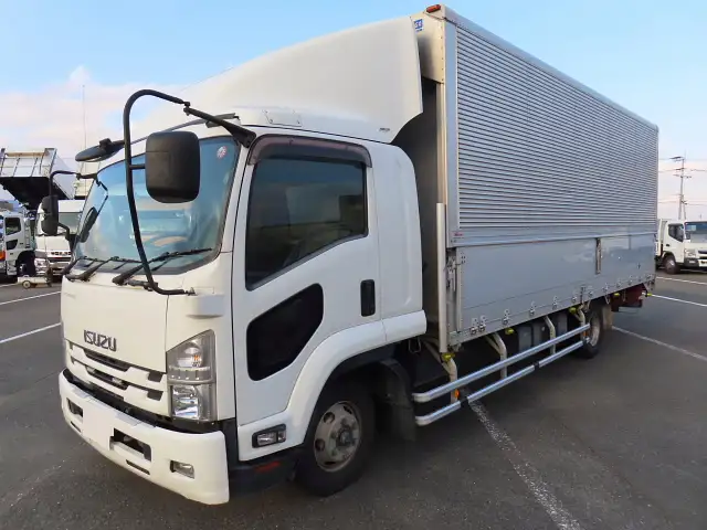 いすゞ フォワード 中型/増トン ウイング エアサス ベッド の中古トラック【車両No.178283】