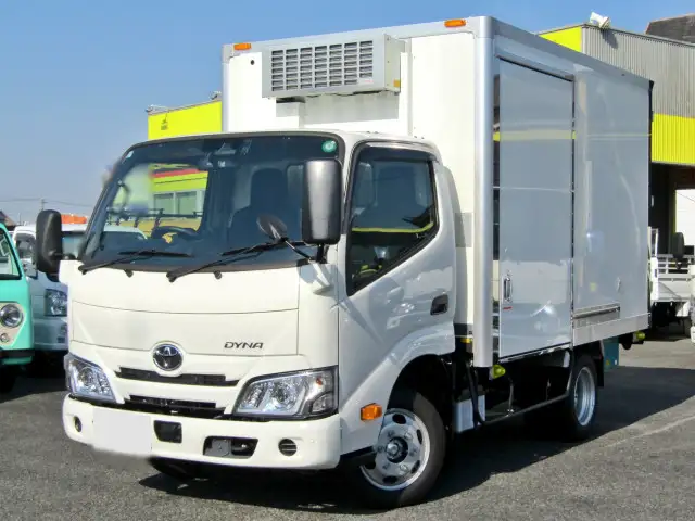 トヨタ ダイナ 小型 冷凍冷蔵 中温 スタンバイの中古トラック画像1
