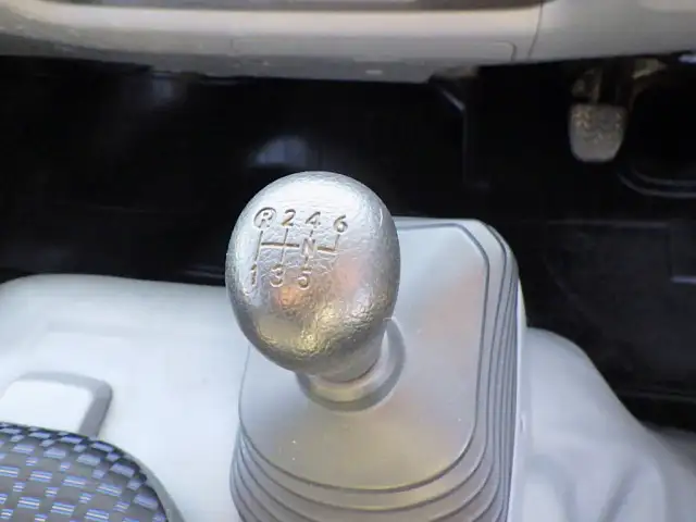 日野 デュトロ 小型 平ボディ 2RG-XZC655M H31/R1の中古トラック画像12