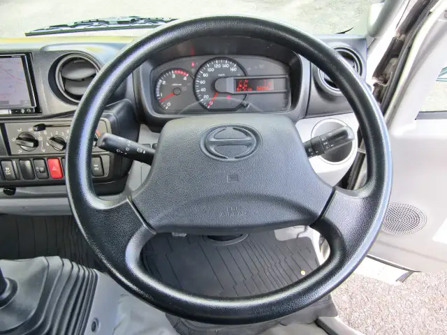 日野 デュトロ 小型 平ボディ TKG-XZC675 H28の中古トラック画像9