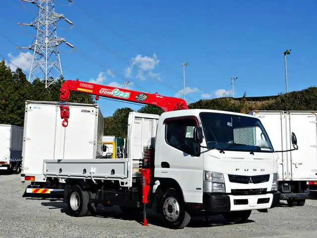 三菱 キャンター 小型 クレーン付 床鉄板 3段の中古トラック画像1