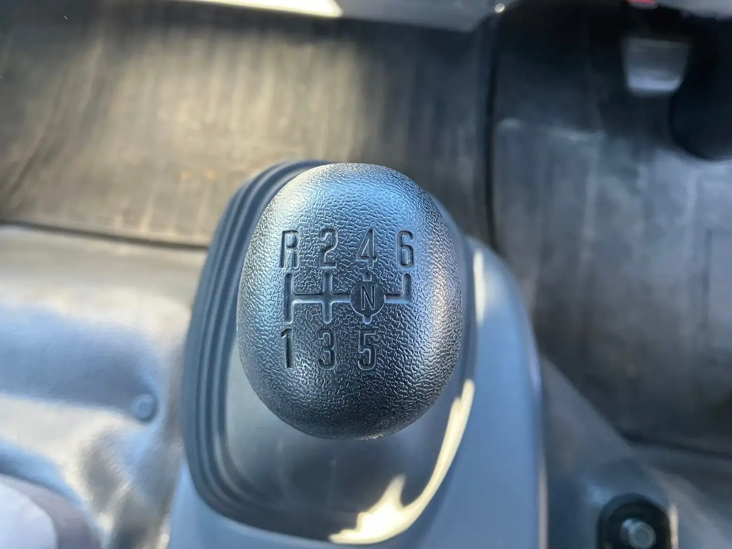 いすゞ エルフ 小型 平ボディ TPG-NPR85YN H30の中古トラック画像12