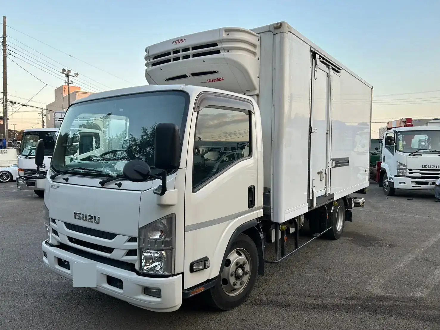 いすゞ エルフ 小型 冷凍冷蔵 低温 パワーゲート の中古トラック【車両No.178389】
