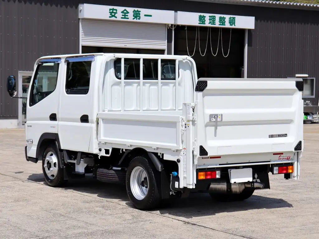 三菱 キャンター 小型 平ボディ Wキャブ パワーゲートの中古トラック画像5