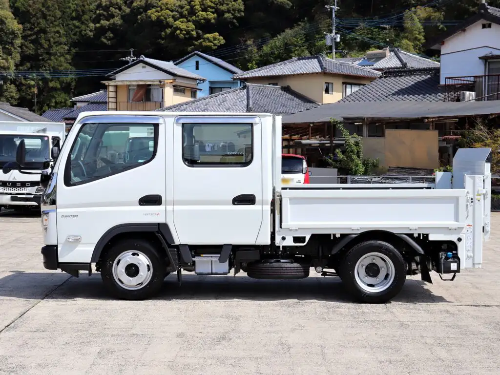 三菱 キャンター 小型 平ボディ Wキャブ パワーゲートの中古トラック画像6