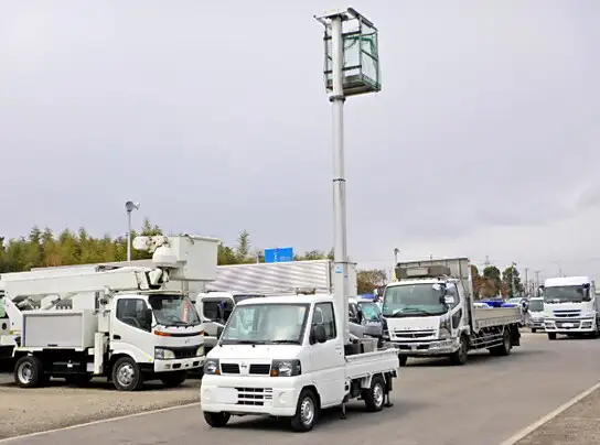 日産 クリッパー  高所・建柱車 高所作業車 GBD-U71Tの中古トラック画像1