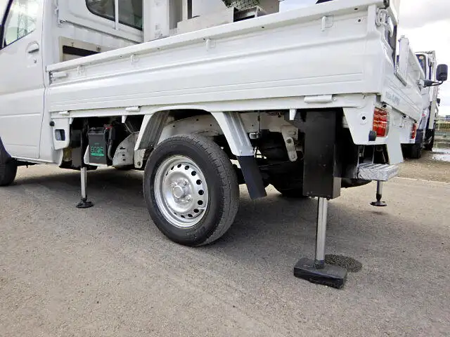 日産 クリッパー  高所・建柱車 高所作業車 GBD-U71Tの中古トラック画像7