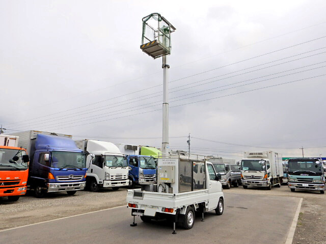 日産 クリッパー 軽 高所 建柱車 高所作業車 Gbd U71t 中古トラック車両詳細 中古トラック販売のトラック流通センター 日産 クリッパー 軽 高所 建柱車 高所作業車 Gbd U71t 中古トラック車両詳細 中古トラック販売のトラック流通センター
