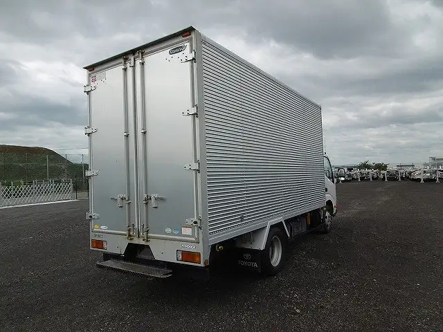 トヨタ トヨエース 小型 アルミバン TKG-XZU655 H28の中古トラック画像2