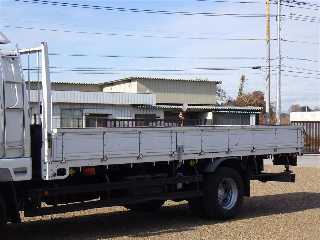 三菱 ファイター 中型/増トン 平ボディ ベッド LKG-FK62FZの中古トラック画像6
