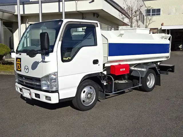 マツダ タイタン 小型 タンク車 ローリー BDG-LKR85Aの中古トラック画像1