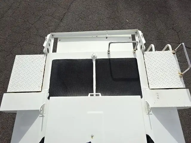 マツダ タイタン 小型 タンク車 ローリー BDG-LKR85Aの中古トラック画像5