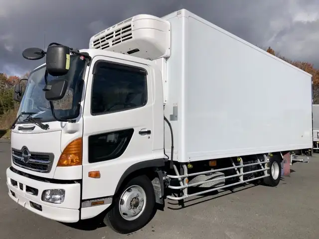 日野 レンジャー 中型/増トン 冷凍冷蔵 低温 パワーゲートの中古トラック画像1