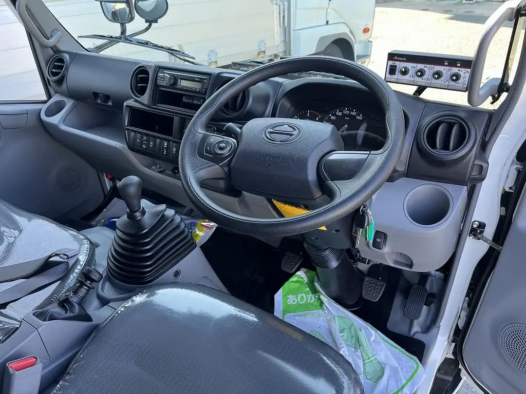 日野 デュトロ 小型 パッカー車 プレス式 2KG-XZU605Xの中古トラック画像10