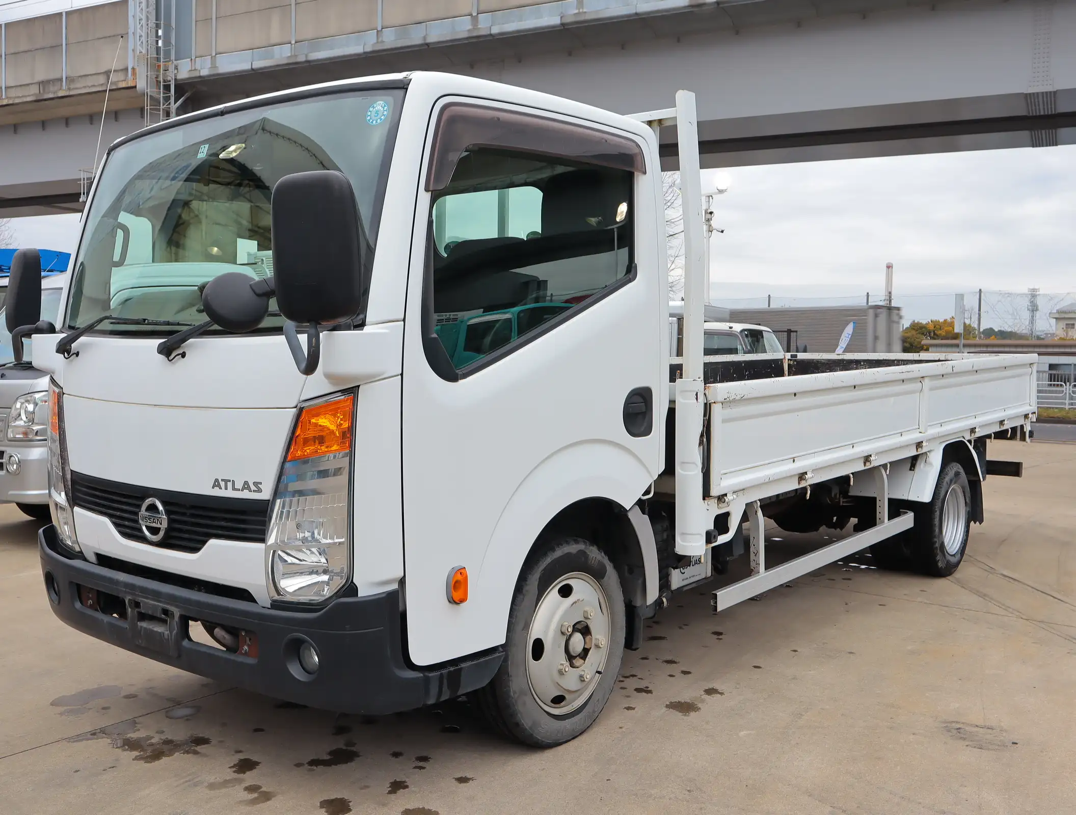 日野 デュトロ 小型 平ボディ BDG-XZU454M H21の中古トラック画像1