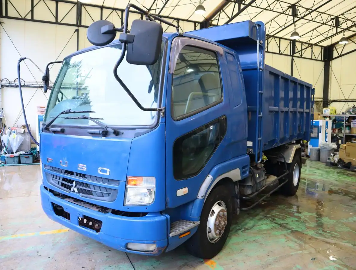 三菱 ファイター 中型/増トン ダンプ 土砂禁 ステンレス張り の中古トラック【車両No.178664】