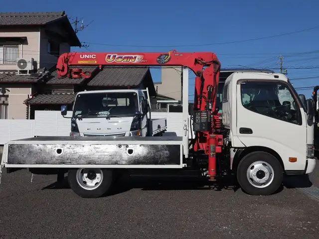 トヨタ ダイナ 小型 クレーン付 床鉄板 3段の中古トラック画像3