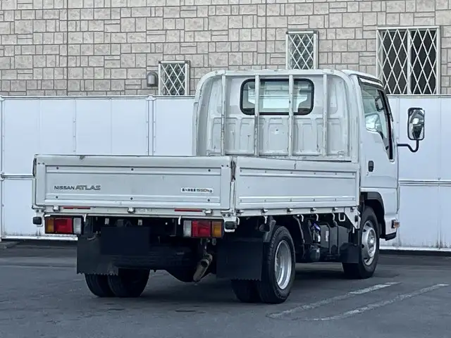 日産 アトラス 小型 平ボディ カスタム 2RG-AHR88Aの中古トラック画像3