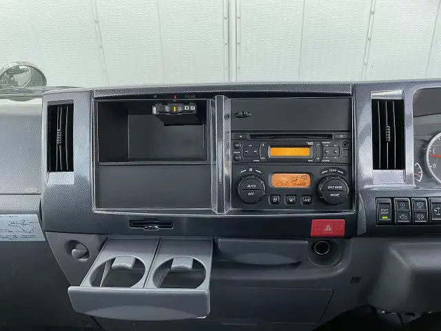 日産 アトラス 小型 平ボディ カスタム 2RG-AHR88Aの中古トラック画像15