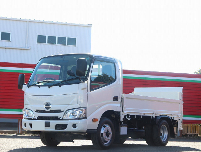 日野 デュトロ 小型 平ボディ 10尺 2RG-XZU605M