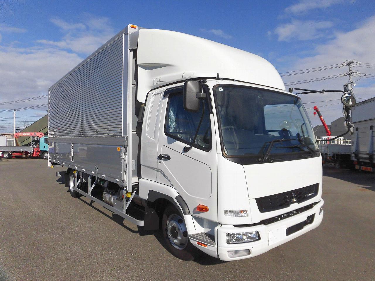 三菱 キャンター 小型 ウイング カスタム 2PG-FEC90 の中古トラック【車両No.178852】
