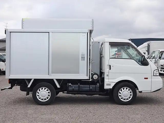 マツダ ボンゴ 小型 アルミバン ボトルカー サイドドアの中古トラック画像3
